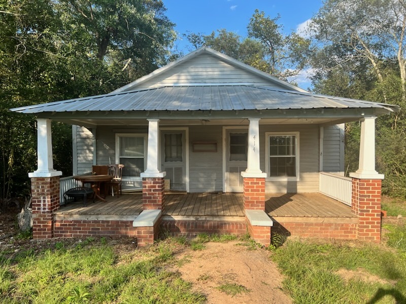 414 Sparta Hwy NE in Milledgeville, GA - Building Photo