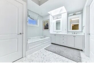 846 E Broadway, Unit 2 in Boston, MA - Building Photo - Building Photo