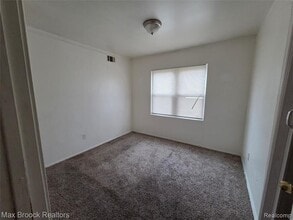 24511 Florence St in Detroit, MI - Building Photo - Building Photo