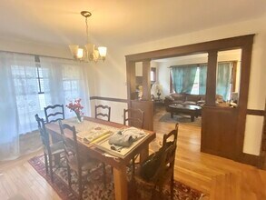 911 Broadway, Unit #1 in Somerville, MA - Building Photo - Building Photo