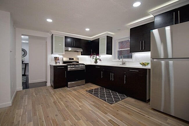 11 Trenton St, Unit 4