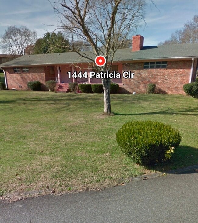 1444 Patricia Cir in Knoxville, TN - Building Photo - Building Photo