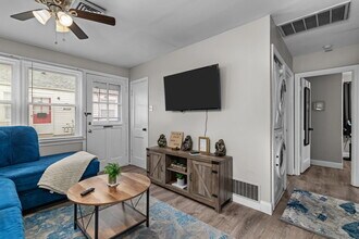 6620 Wise Ave in St. Louis, MO - Foto de edificio - Building Photo