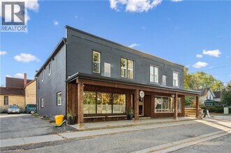 132 Ahrens St W in Kitchener, ON - Building Photo - Building Photo