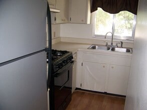 2001 San Marcos Dr SE in Winter Haven, FL - Foto de edificio - Building Photo