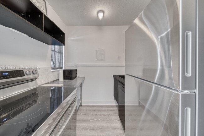 1530 Pennsylvania Ave in Miami Beach, FL - Building Photo - Building Photo