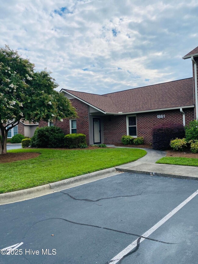 property at 1861 Quail Ridge Rd