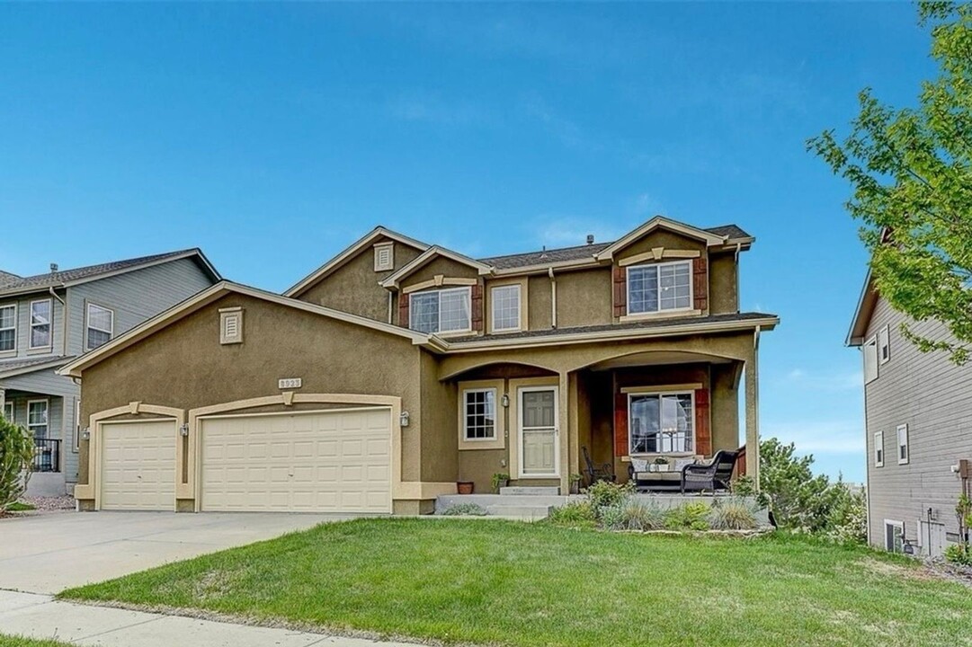 8923 Stony Creek Dr in Colorado Springs, CO - Building Photo