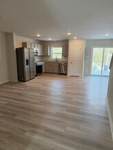 930 Encore Autumn Ln in Richmond, VA - Foto de edificio - Building Photo