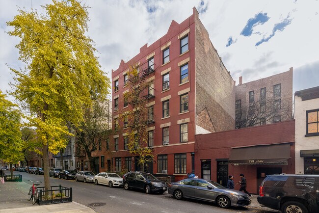 24 Jane St in New York, NY - Foto de edificio - Building Photo
