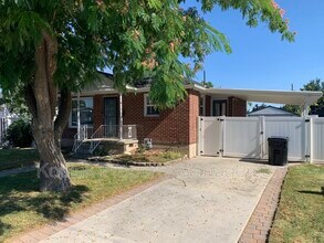 150 W 1050 S in Bountiful, UT - Building Photo - Building Photo