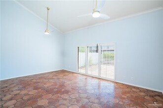 24 Shasta Ave in McAllen, TX - Building Photo - Building Photo