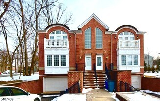 282 South St in New Providence, NJ - Building Photo