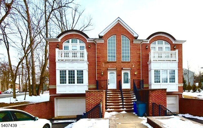 property at 282 South St