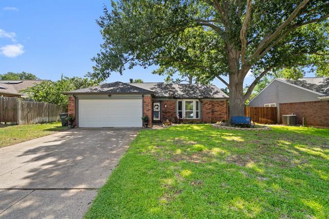 property at 512 Yellowstone Dr