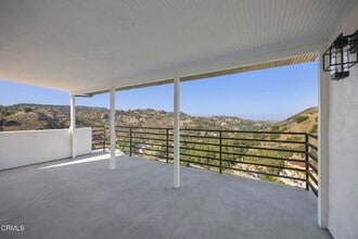 40 Saddlebow Rd in Bell Canyon, CA - Building Photo - Building Photo