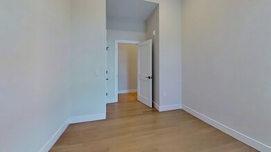 18-18 Highgate St in Boston, MA - Building Photo - Building Photo