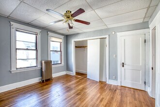 226 Ledgeside Ave in Waterbury, CT - Building Photo - Building Photo