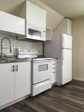 106 1st Ave NE, Unit # 1/2 in New Prague, MN - Building Photo - Building Photo