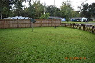 2537 Chris Ct in Jacksonville, FL - Building Photo - Building Photo