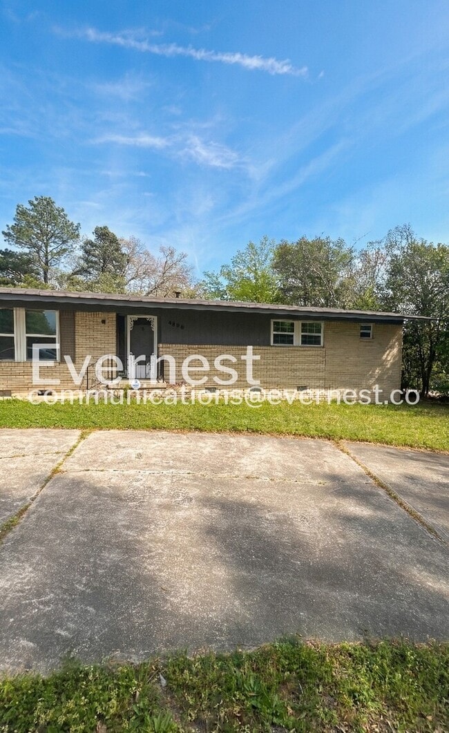 4806 Gum Springs Rd in Little Rock, AR - Building Photo - Building Photo