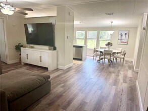 140 Schofield Ln in Davenport, FL - Foto de edificio - Building Photo