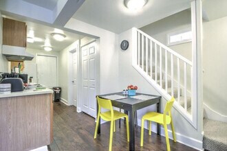 1722-1714 14th Ave in Seattle, WA - Building Photo - Building Photo