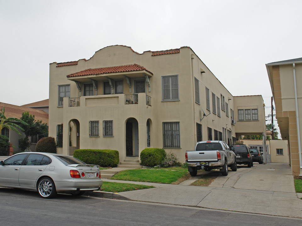 538 N Genesee Ave in Los Angeles, CA - Foto de edificio