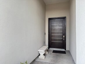 6002 Amir Dr in Laredo, TX - Building Photo - Building Photo