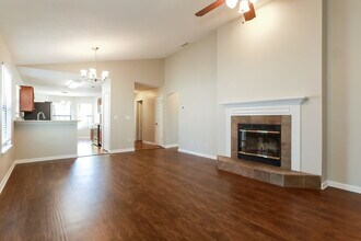 2746 Indigo Hills Ct in Jacksonville, FL - Building Photo - Building Photo