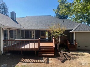 4751 Keystone Ct in Santa Rosa, CA - Building Photo - Building Photo