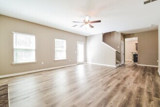 93 Moss Way in Cartersville, GA - Building Photo - Building Photo