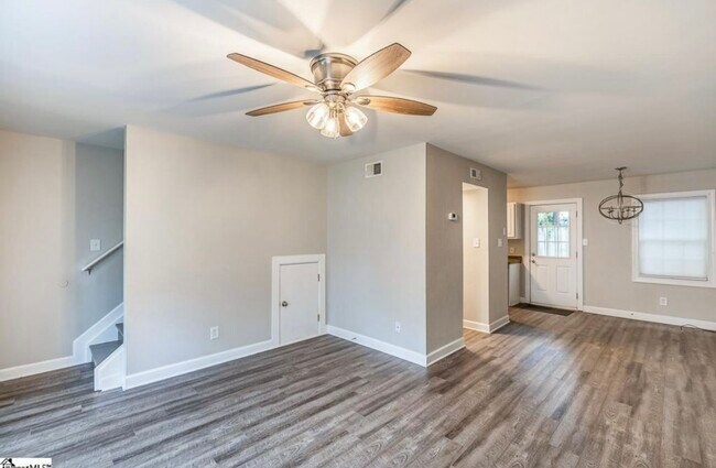 222 Emerald Park Ct in Simpsonville, SC - Building Photo - Building Photo
