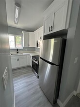 265 NW 81st St, Unit 1 in Miami, FL - Building Photo - Building Photo
