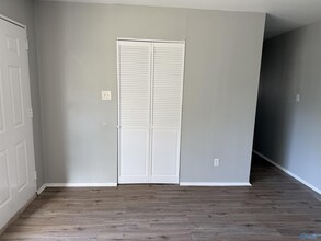 2124 Atkins Dr NW in Huntsville, AL - Building Photo - Building Photo