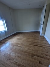 1 Grand Ave, Unit 4 in New Haven, CT - Building Photo - Building Photo
