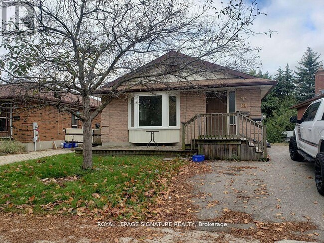 property at 32 Albion St