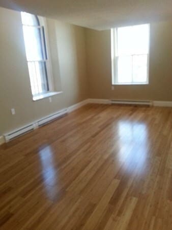 100 Captains Row in Chelsea, MA - Building Photo - Building Photo