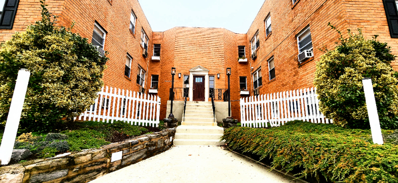 4605 Leiper St in Philadelphia, PA - Building Photo