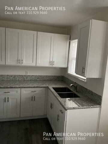 3281 Minnesota Ave in South Gate, CA - Building Photo - Building Photo