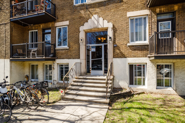3485 Van Horne Av in Montréal, QC - Building Photo - Building Photo