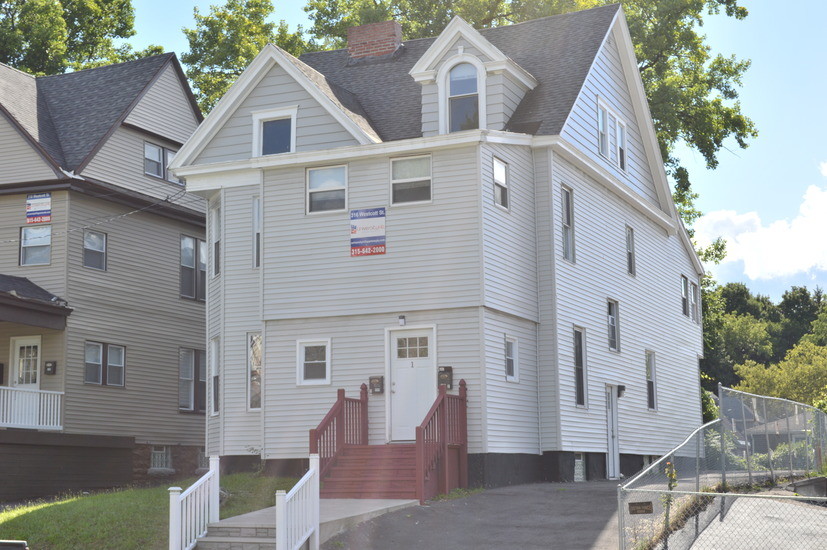 316 Westcott St, Unit 1 Photo