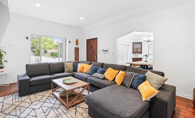 property at 527 Chester St