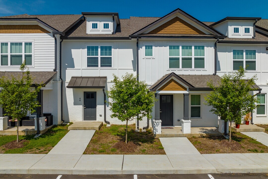 Villages at Forest View in Antioch, TN - Foto de edificio