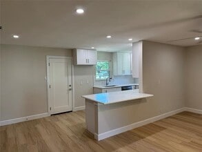 504 Pecan St in Crowley, TX - Building Photo - Building Photo