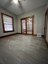 2049 Worthington Ave in Lincoln, NE - Building Photo - Building Photo