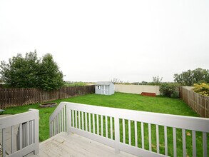 14902 Mormon St in Bennington, NE - Foto de edificio - Building Photo