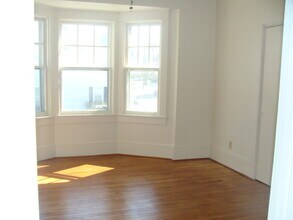 303 E Cottage Pl in York, PA - Building Photo - Building Photo