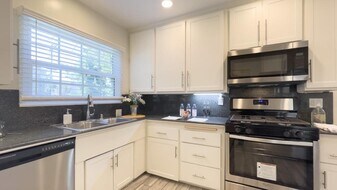 Venus Property Inv. in Valley Village, CA - Building Photo