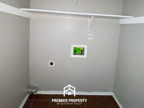 4048 Naylor Rd in Memphis, TN - Building Photo - Building Photo